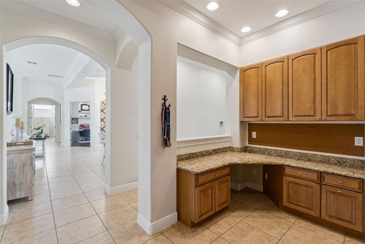 2133 Alaqua Lakes Boulevard, Longwood, FL 32779 Photo