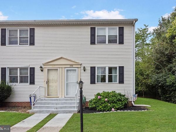 198 CENTER STREET, HANOVER, PA 17331