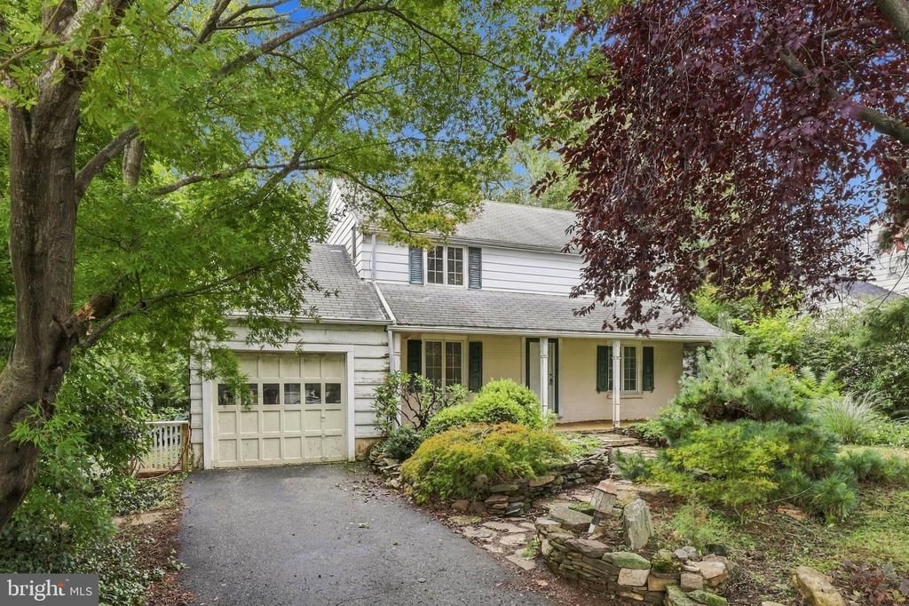 1525 Cedar Road, Lancaster, PA 17601 Main Photo
