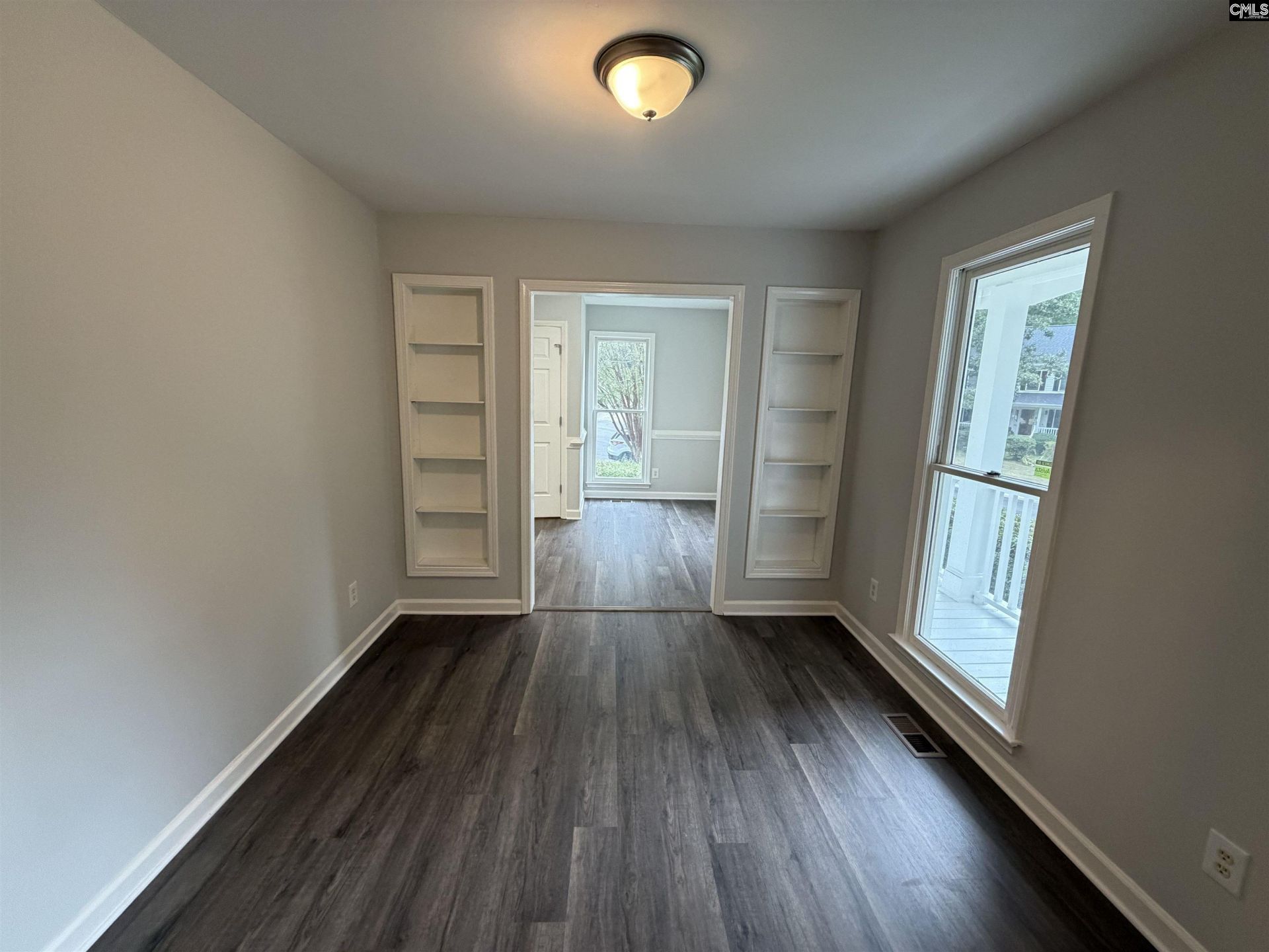 131 Fox Street Photo 10