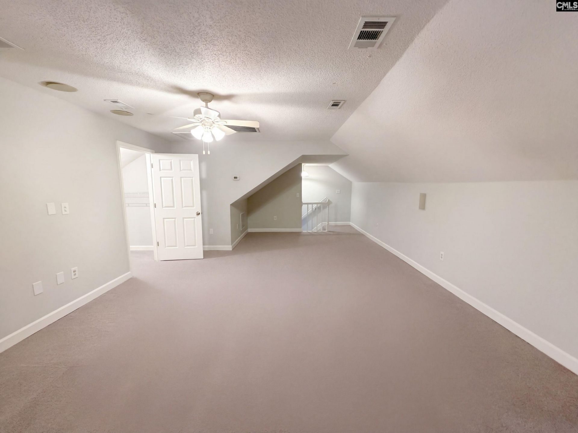 131 Fox Street Photo 17