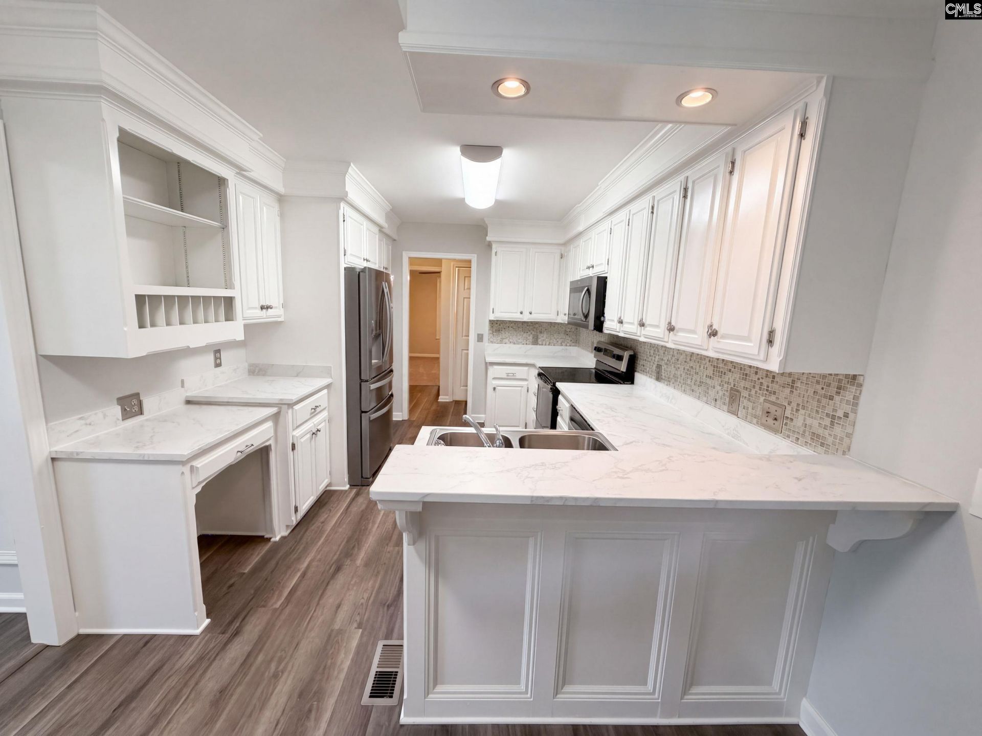131 Fox Street Photo 6