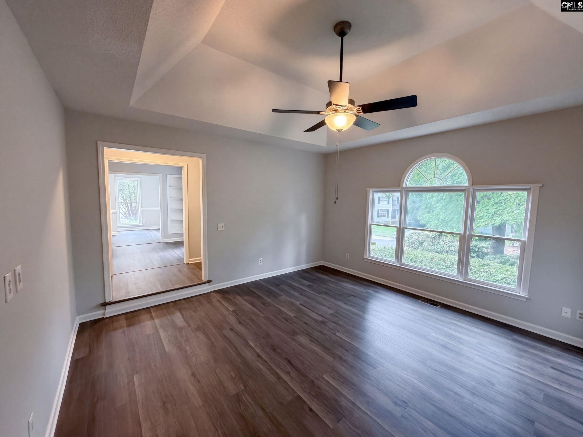 131 Fox Street Photo 9