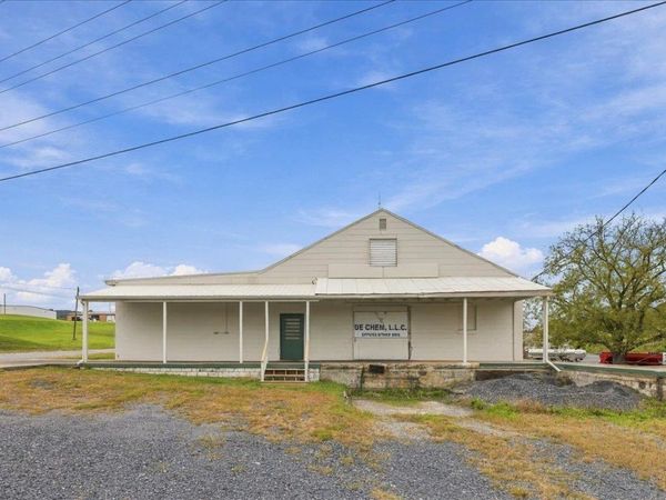 515 INDUSTRIAL DR, BROADWAY, VA 22815