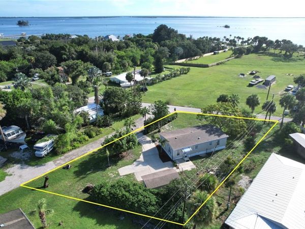 12995 Old Dixie Highway , Sebastian, FL 32958