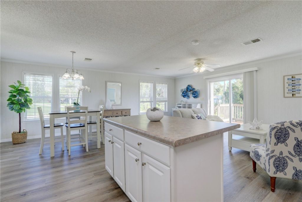 12995 Old Dixie Highway, Sebastian, FL 32958 Photo