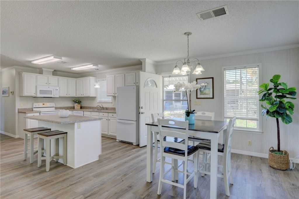12995 Old Dixie Highway, Sebastian, FL 32958 Photo