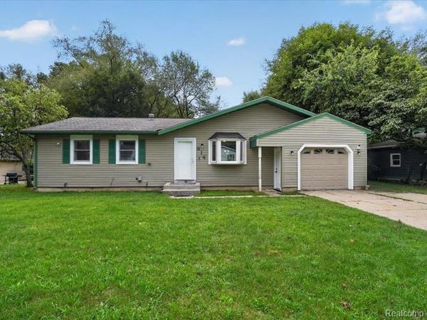 814 Huntington Boulevard , Albion, Mi 49224