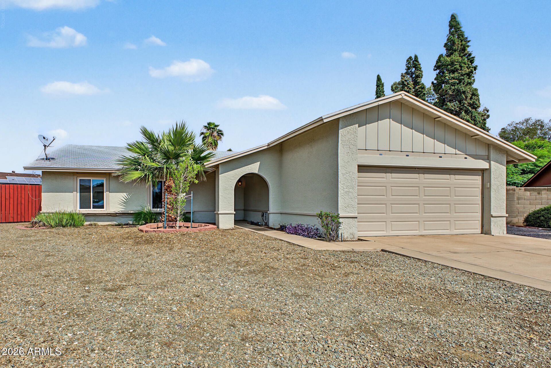 3136 W Kings Avenue, Phoenix, AZ 85053 Main Photo