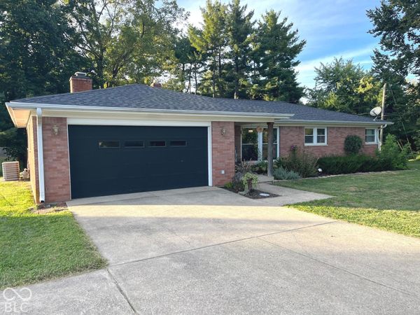 2298 W Country Club Road , Crawfordsville, IN 47933