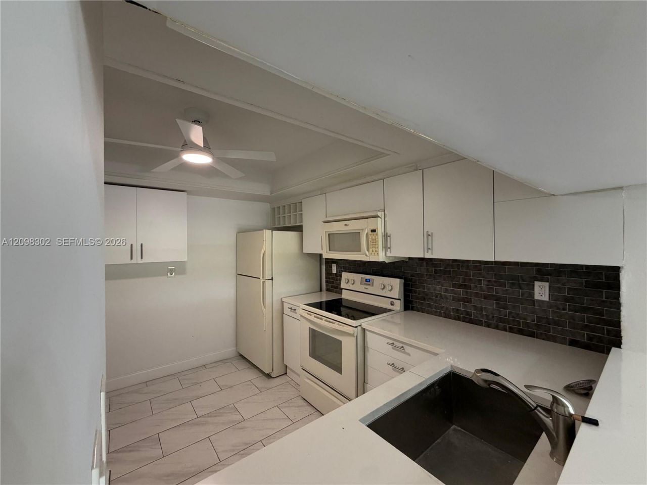 8933 SW 123rd Ct, Unit 207-5, Miami, FL 33186 Photo