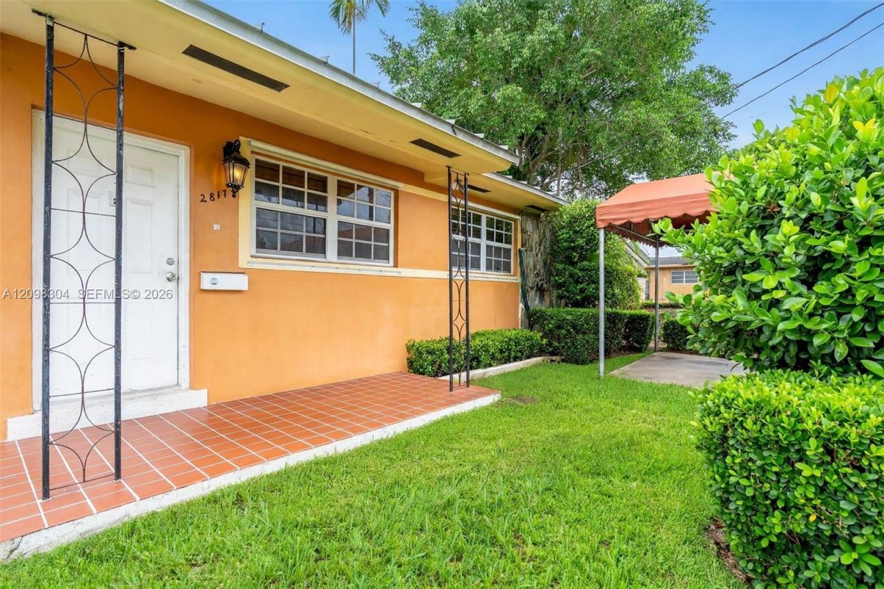 2815 SW 36th Ave , Miami, FL 33133 Photo