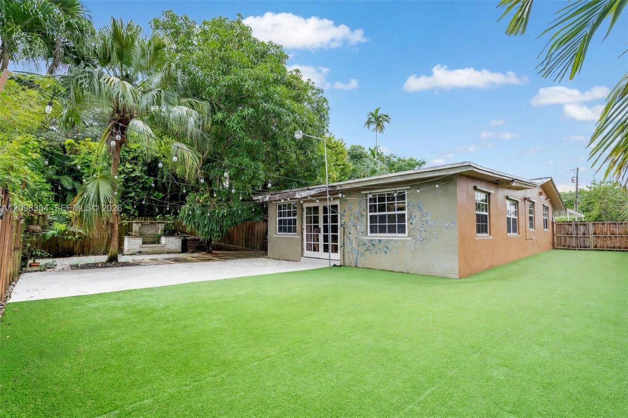 2815 SW 36th Ave , Miami, FL 33133 Photo
