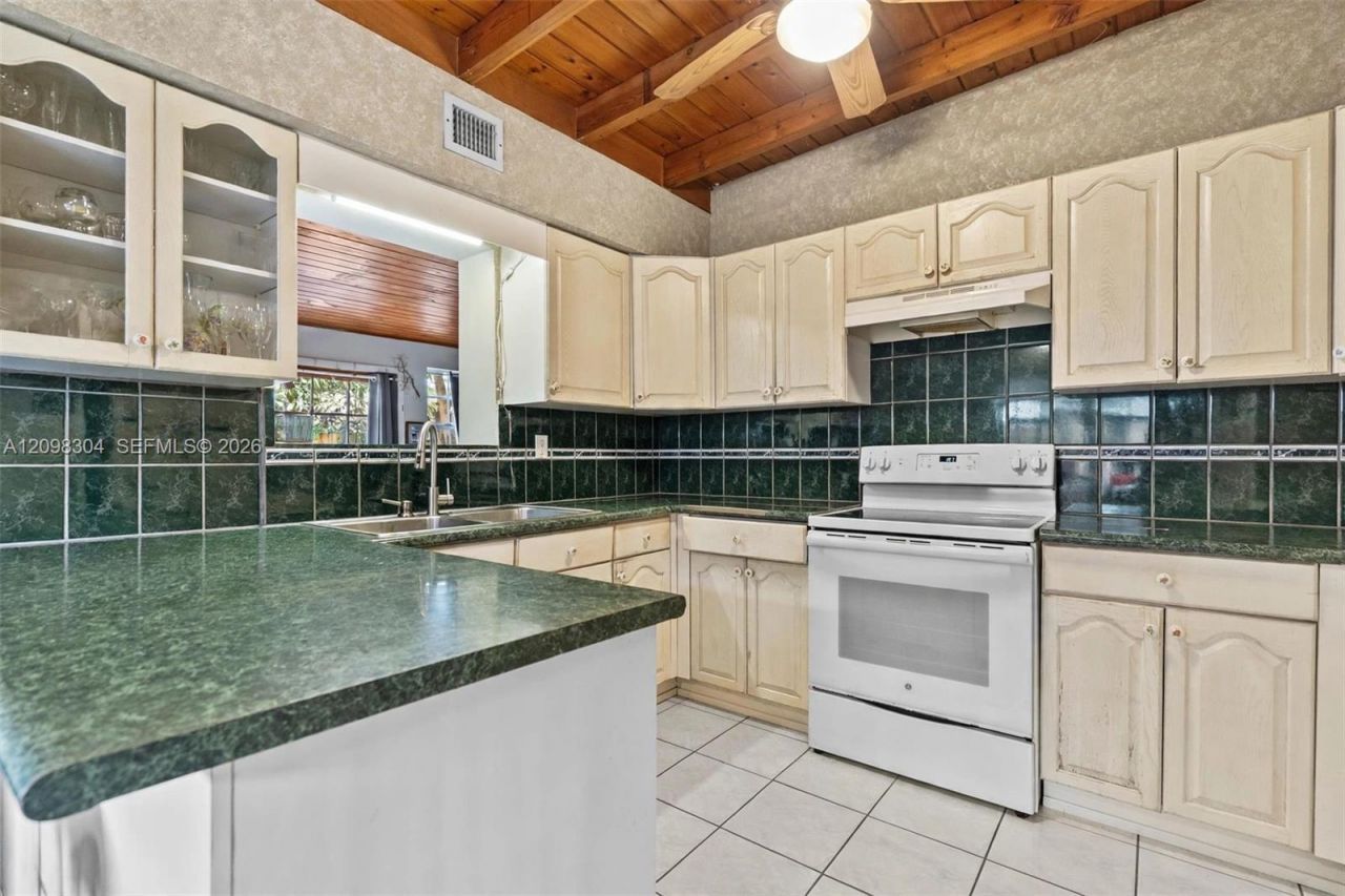 2815 SW 36th Ave , Miami, FL 33133 Photo