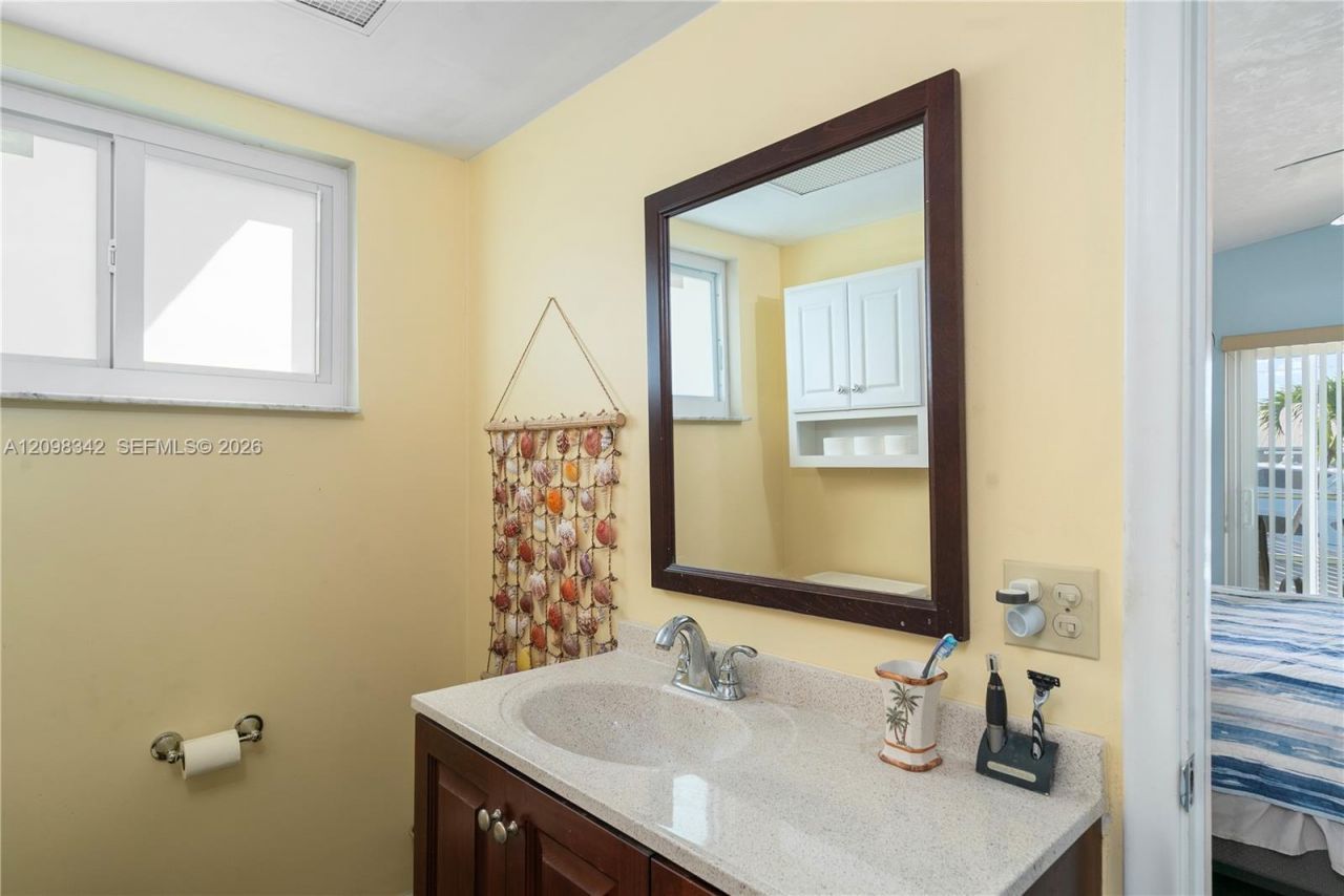 161 Palermo Dr , Islamorada, FL 33036 Photo