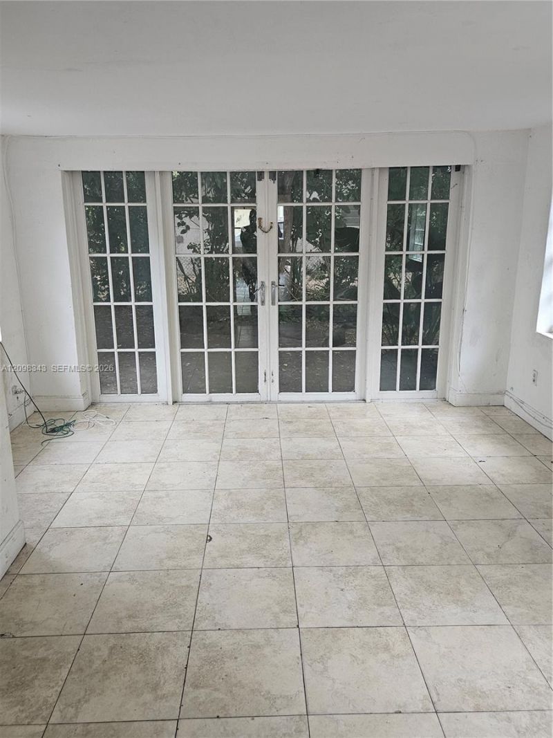 10951 NE 3rd Ave , Miami, FL 33161 Photo