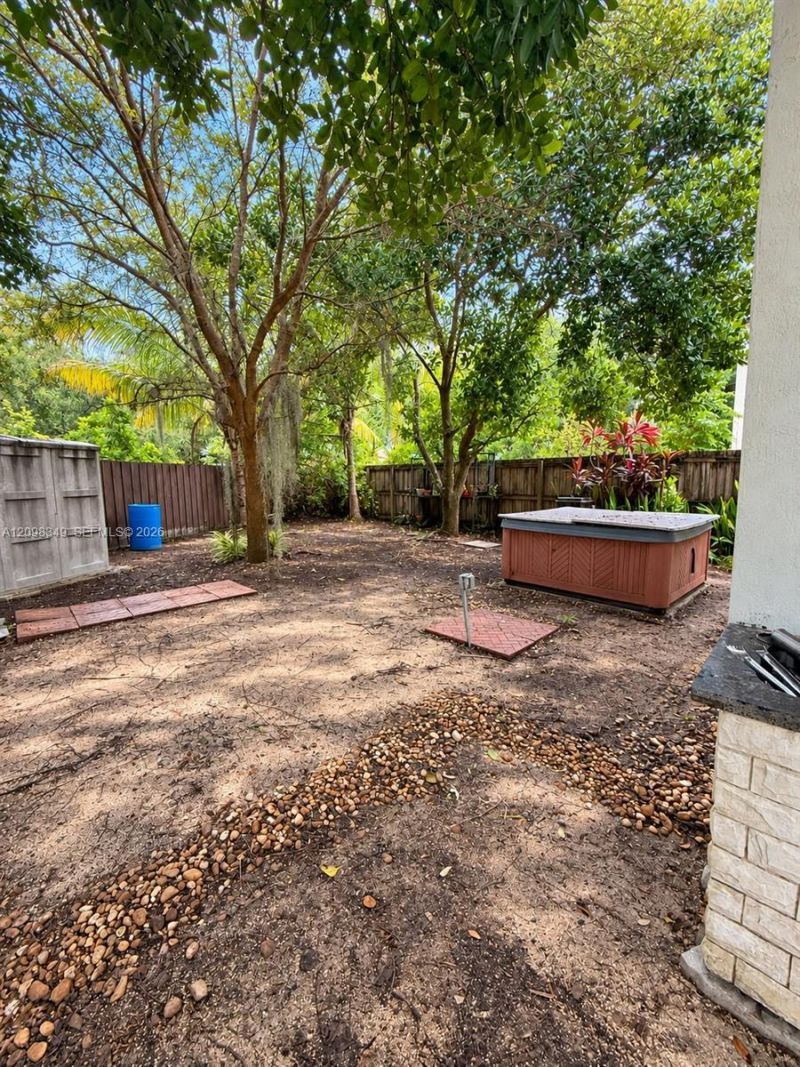 3663 NE 2nd Ct , Homestead, FL 33033 Photo
