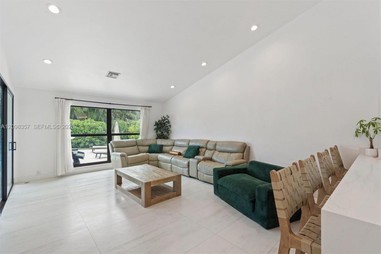 11020 NW 5th Ct, Coral Springs, FL 33071 Photo