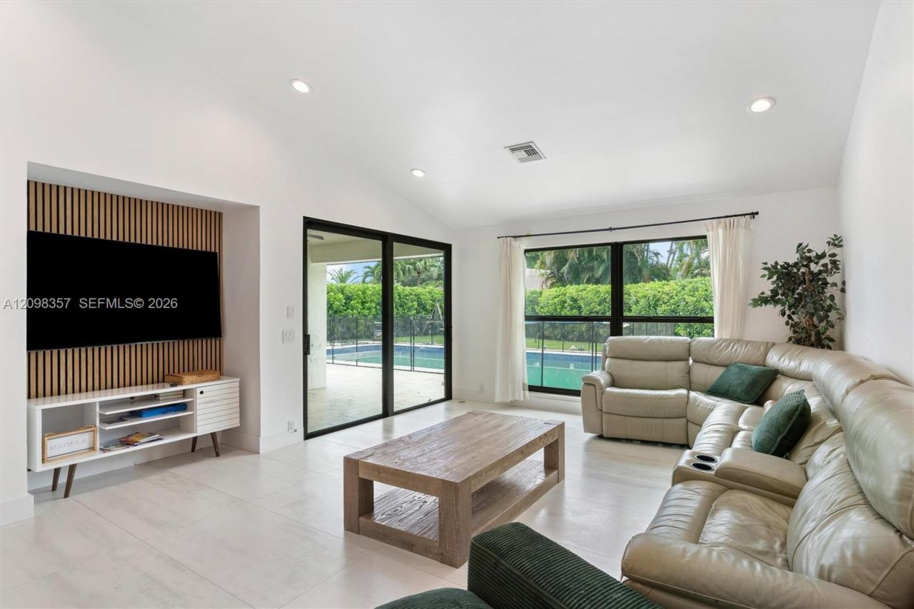 11020 NW 5th Ct, Coral Springs, FL 33071 Photo