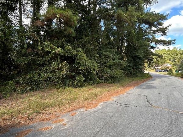 1100 Vass Road, Spring Lake, NC 28390