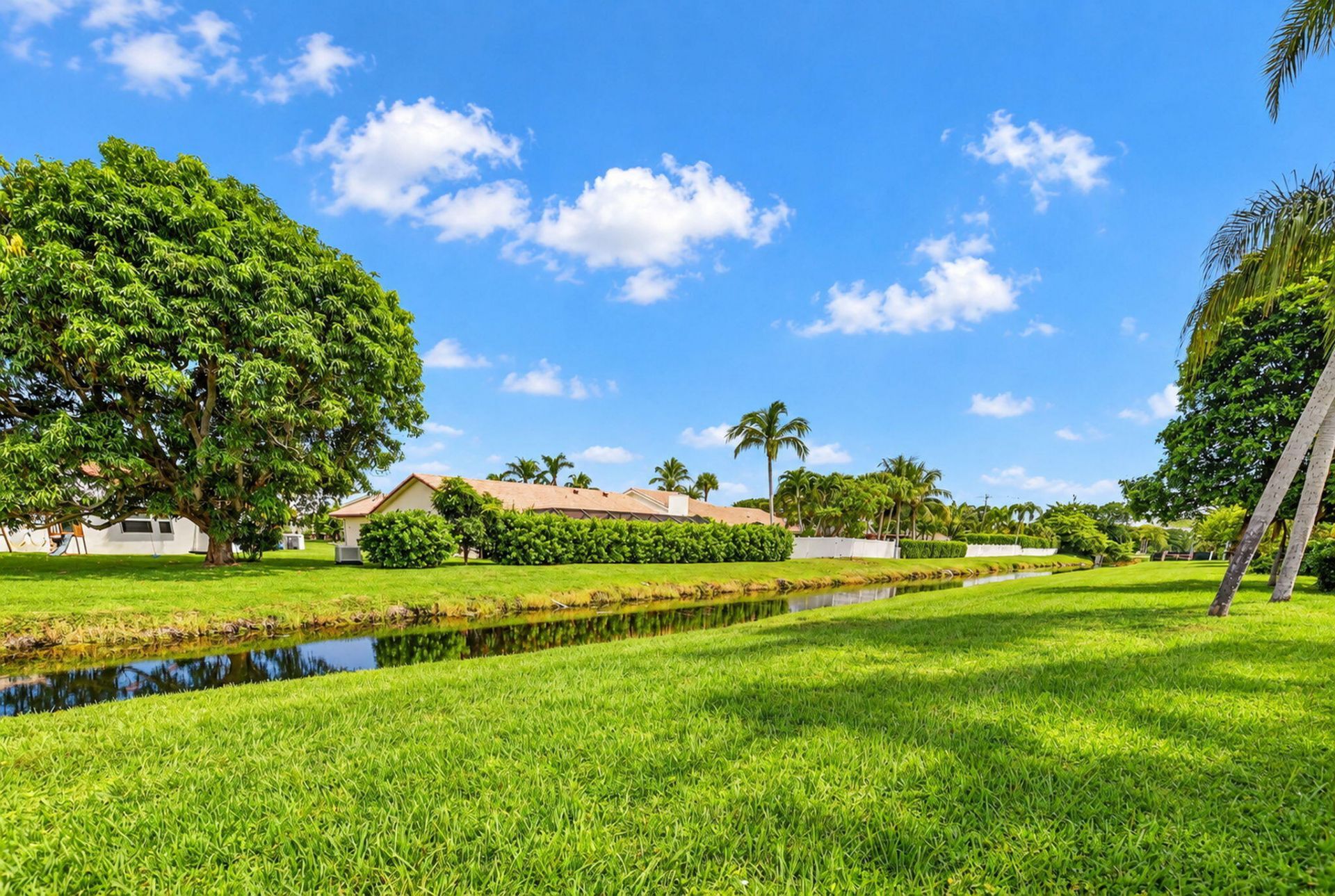 8900 Warwick Drive, Boca Raton, FL 33433 Photo