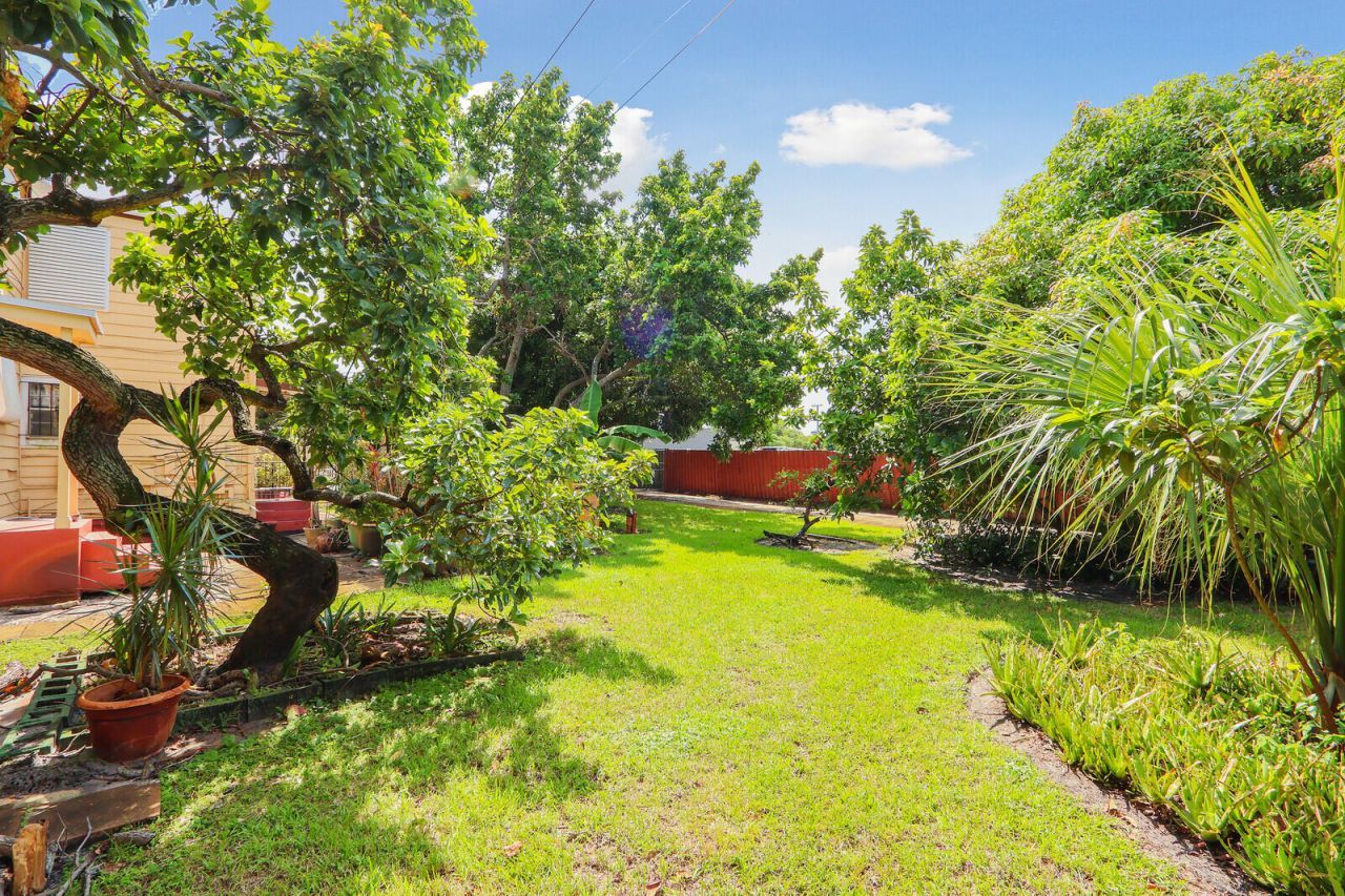525 51st Street, West Palm Beach, FL 33407 Photo