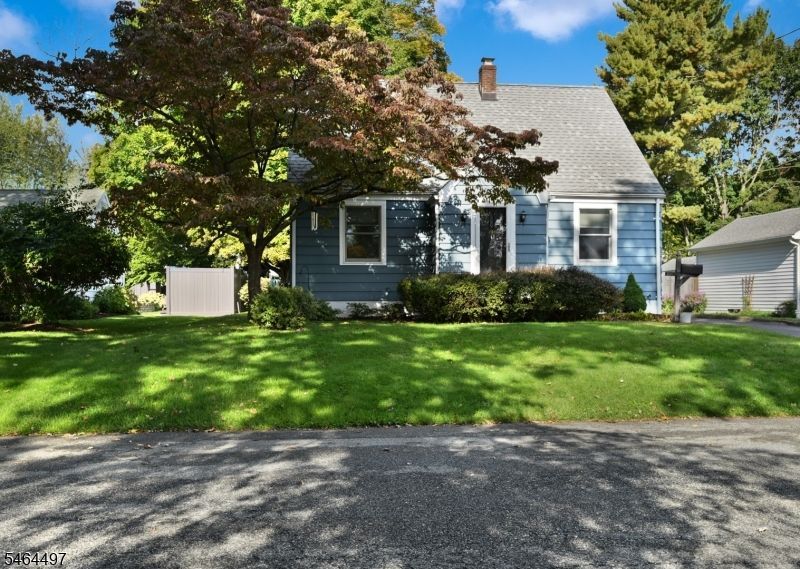 303 E Valley View Ave, Hackettstown, NJ 07840 Main Photo