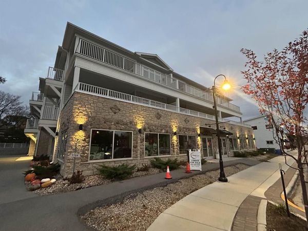 7784 STATE HIGHWAY 42, Unit 203, Egg Harbor, WI 54209