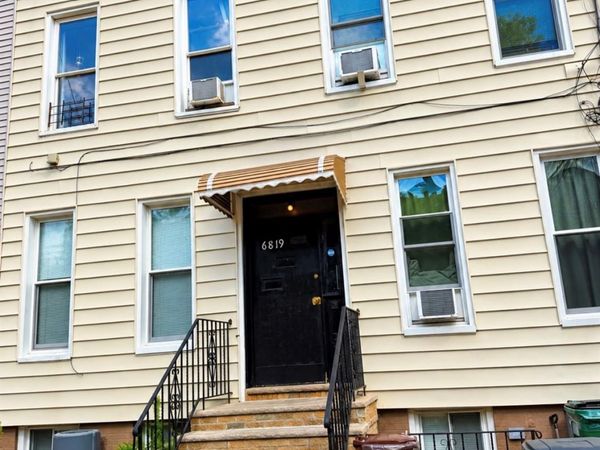6819 62nd Street , Unit 2L, Ridgewood, NY 11385