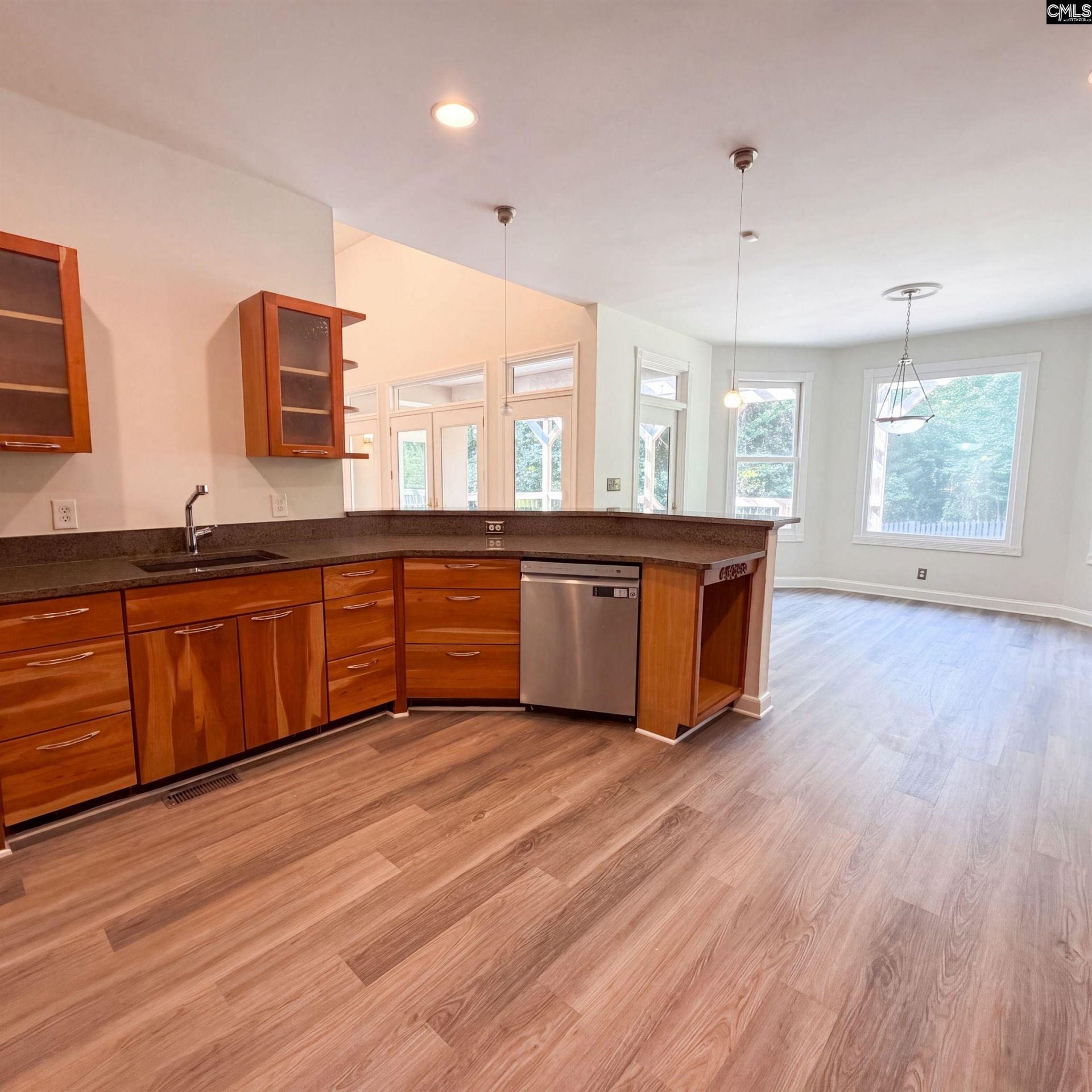 1516 Mullis Road  Photo 6
