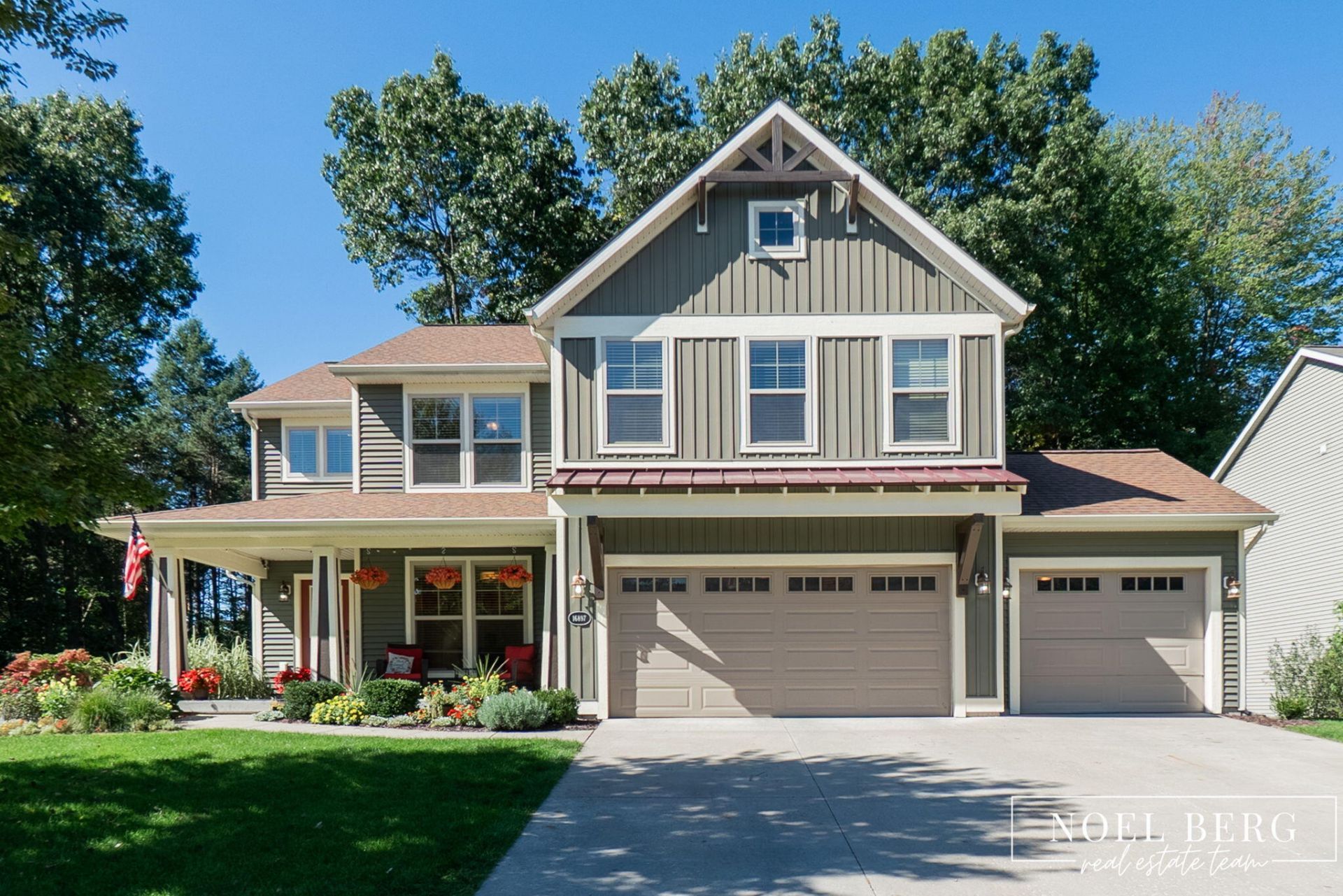 16897 Birchview Court, Nunica, MI 49448 Main Photo