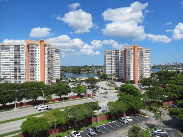 1200 NE Miami Gardens Dr , Unit 906W, Miami, FL 33179