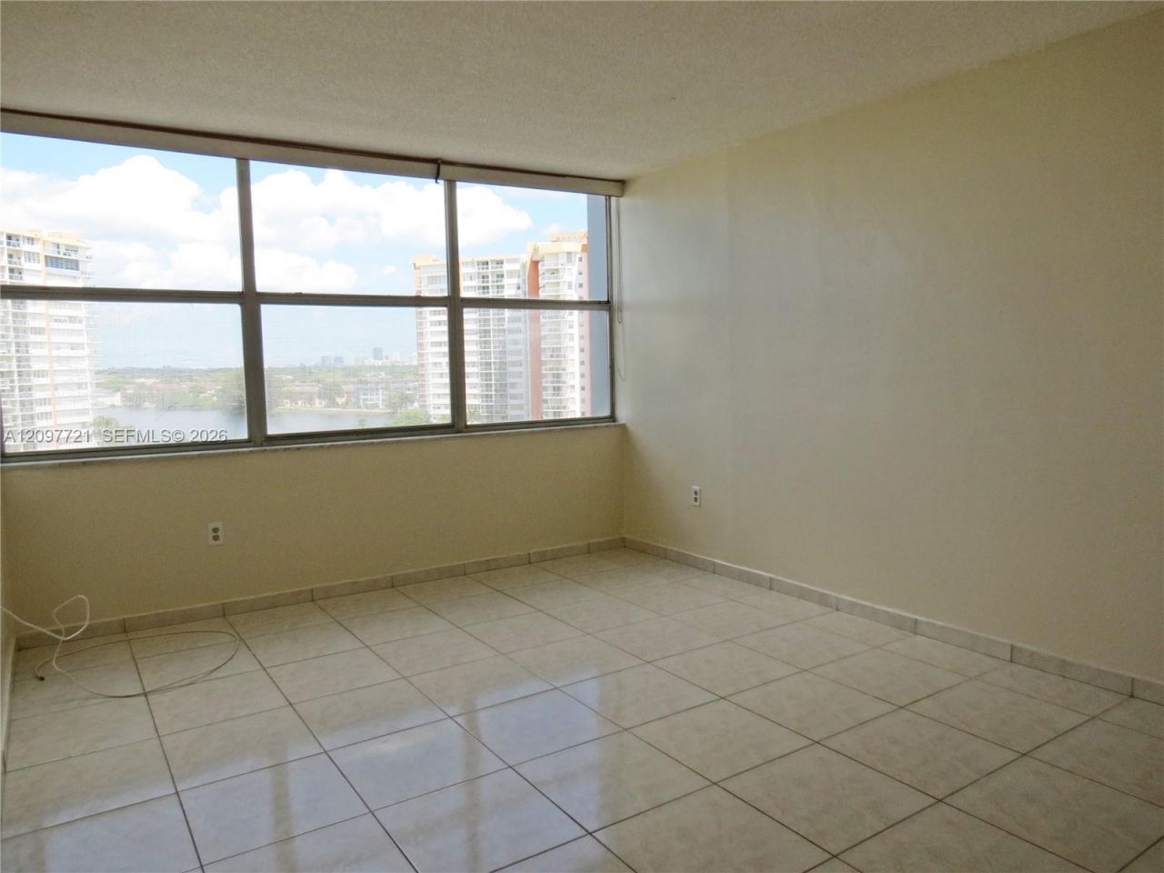 1200 NE Miami Gardens Dr , Unit 906W, Miami, FL 33179 Photo