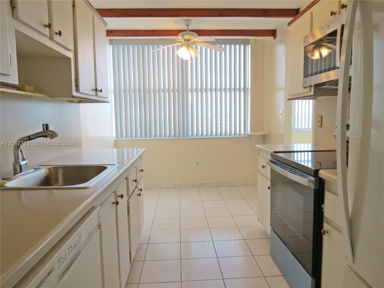 1200 NE Miami Gardens Dr , Unit 906W, Miami, FL 33179 Photo
