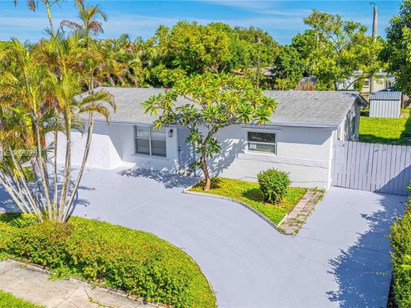 6511 Pierce St , Hollywood, FL 33024