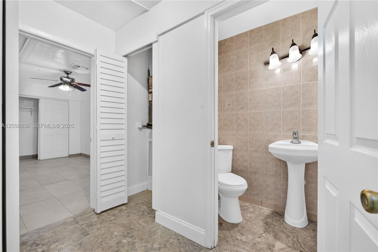 6511 Pierce St , Hollywood, FL 33024 Photo