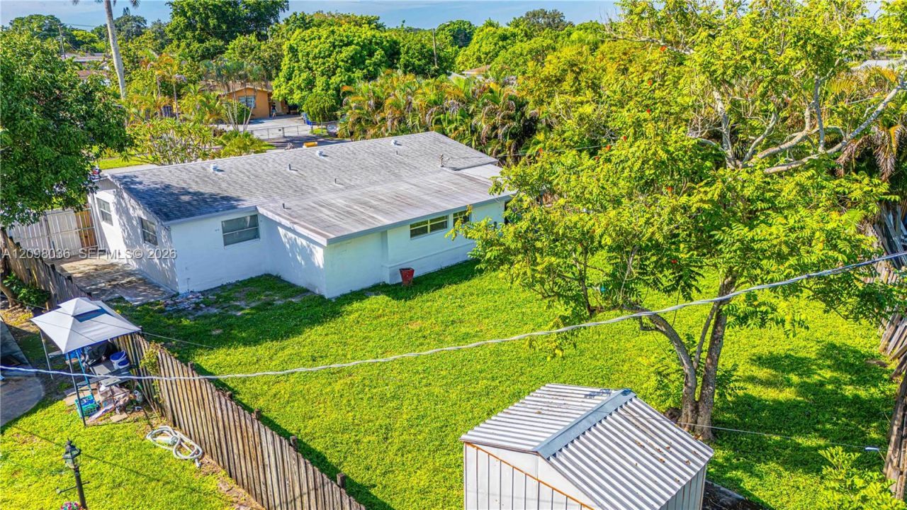 6511 Pierce St , Hollywood, FL 33024 Photo