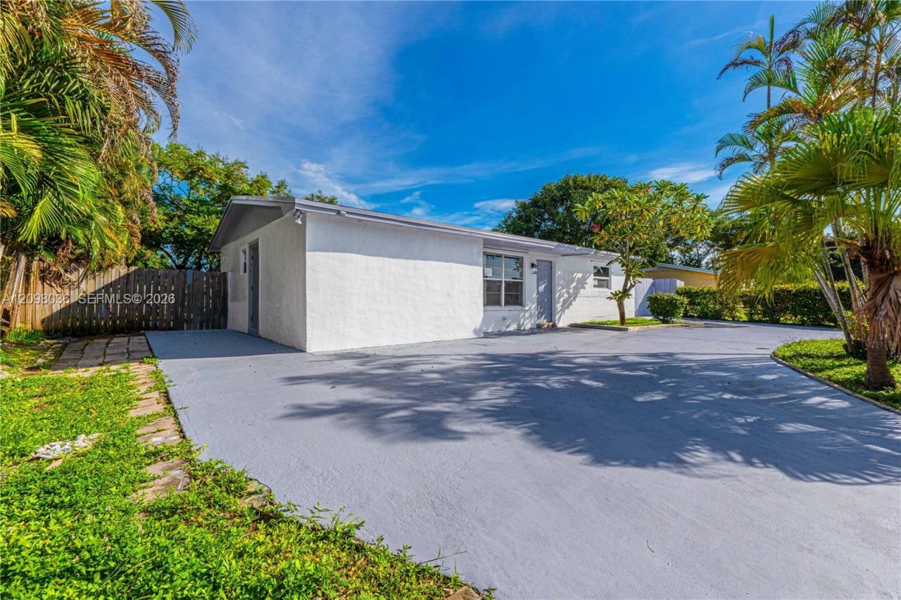 6511 Pierce St , Hollywood, FL 33024 Photo