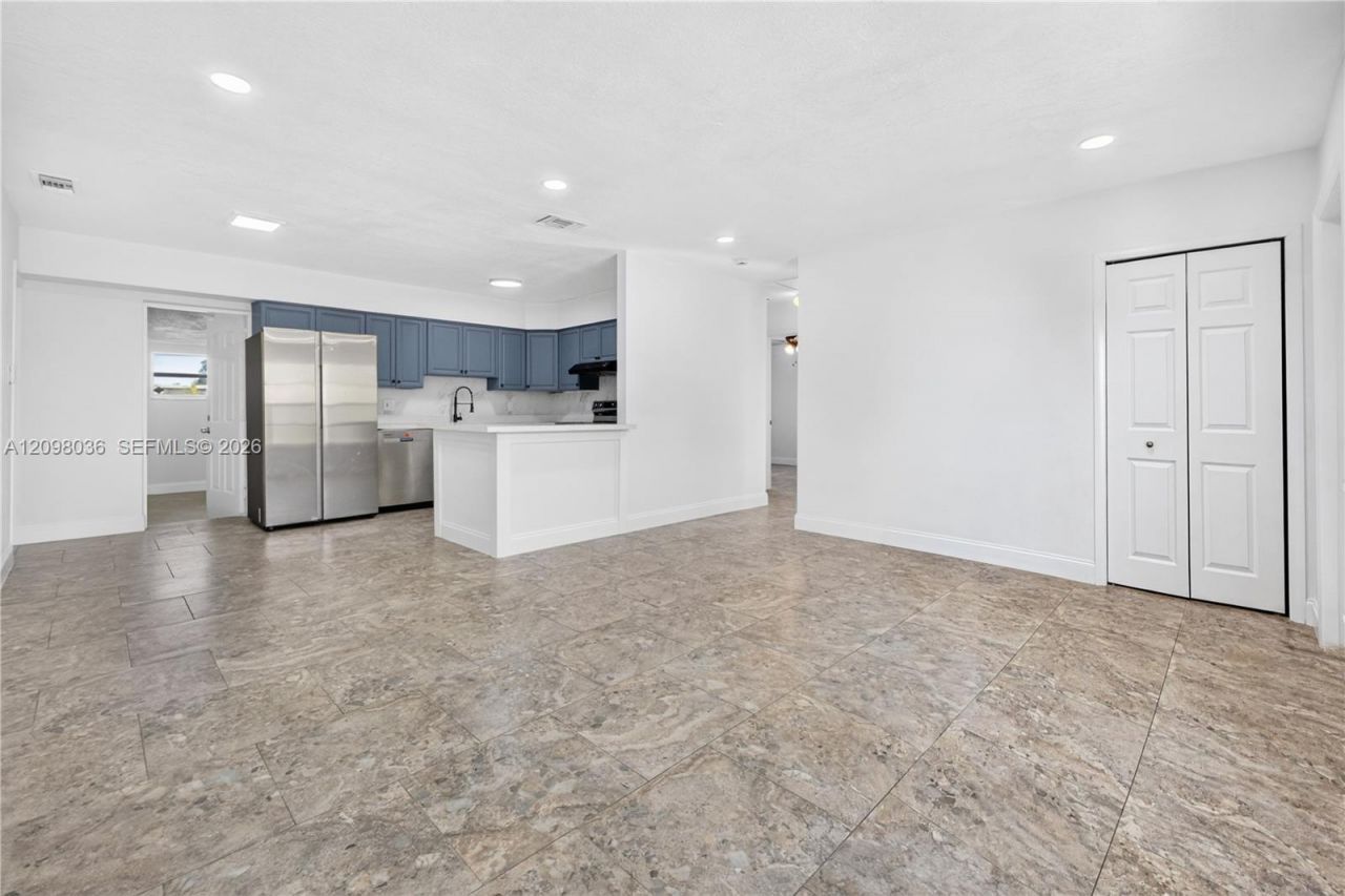 6511 Pierce St , Hollywood, FL 33024 Photo