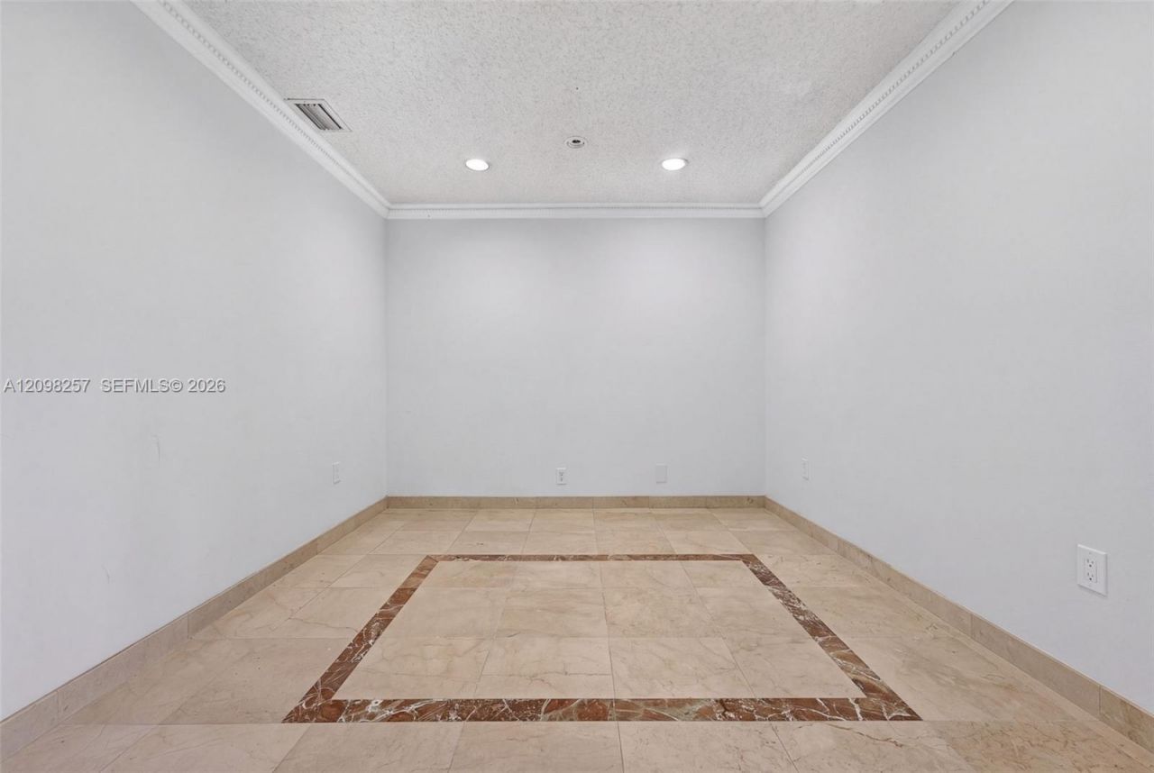 5550 SW 87th Ave , Miami, FL 33165 Photo