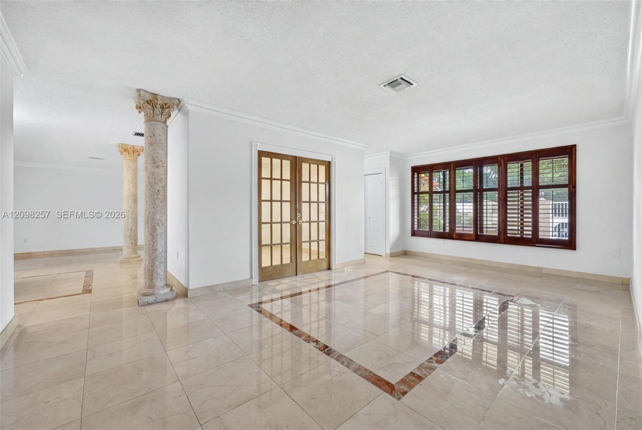 5550 SW 87th Ave , Miami, FL 33165 Photo