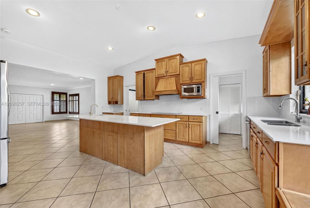 5550 SW 87th Ave , Miami, FL 33165 Photo