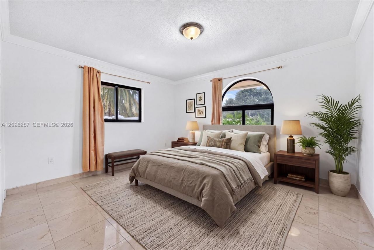5550 SW 87th Ave , Miami, FL 33165 Photo
