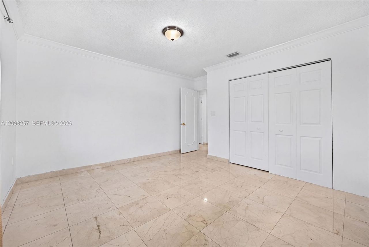 5550 SW 87th Ave , Miami, FL 33165 Photo