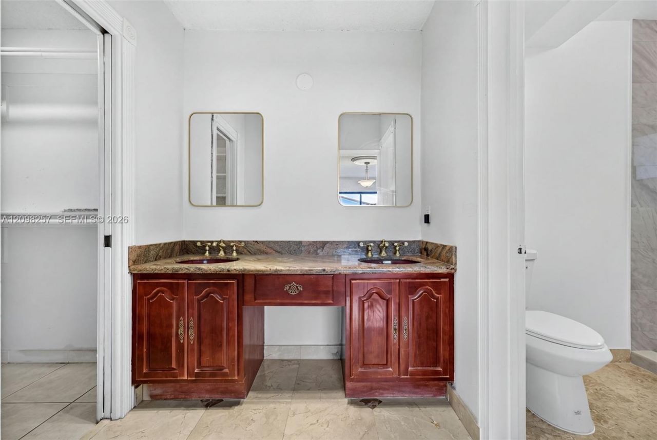 5550 SW 87th Ave , Miami, FL 33165 Photo