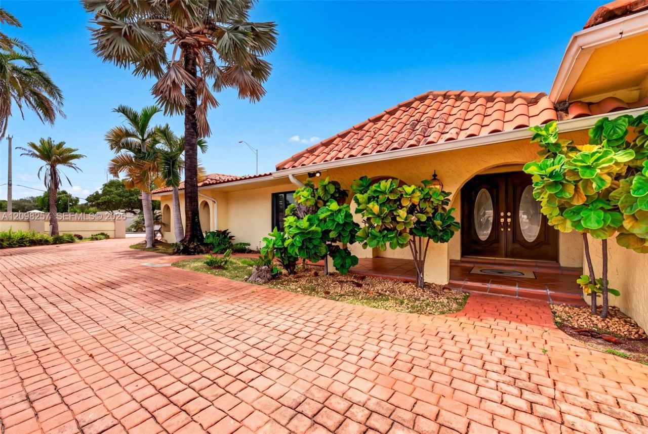 5550 SW 87th Ave , Miami, FL 33165 Photo