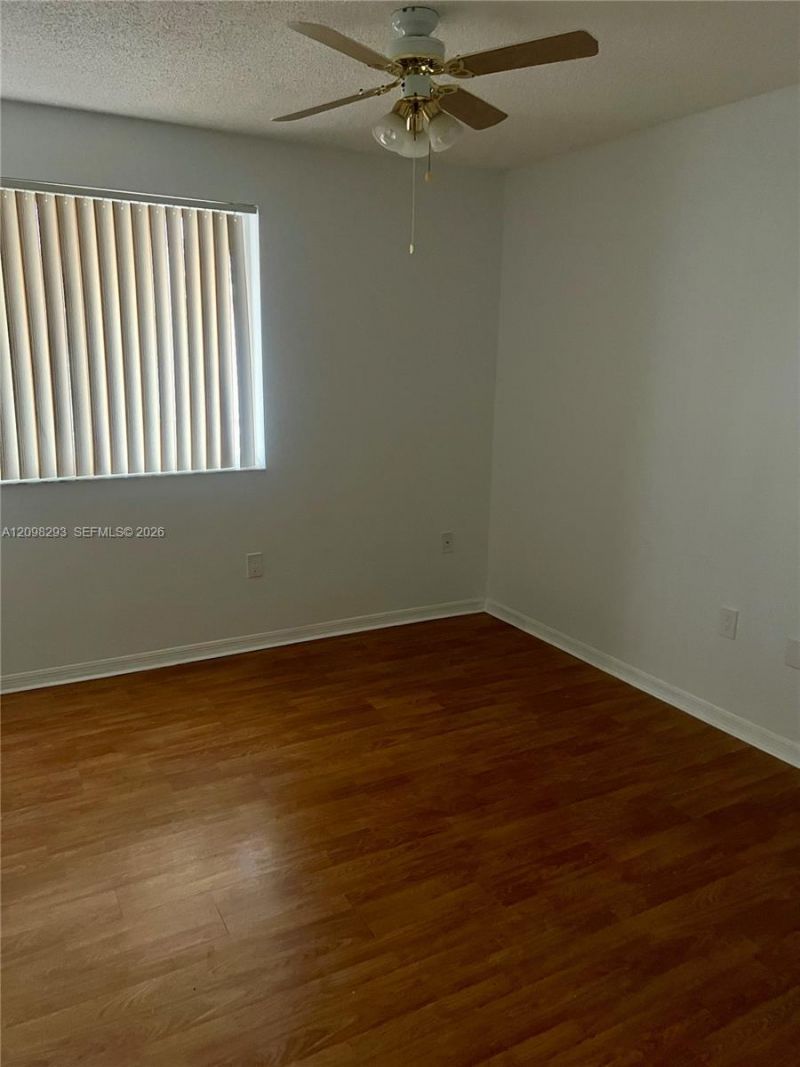 7555 Trent Dr, Unit 212 D, Tamarac, FL 33321 Photo