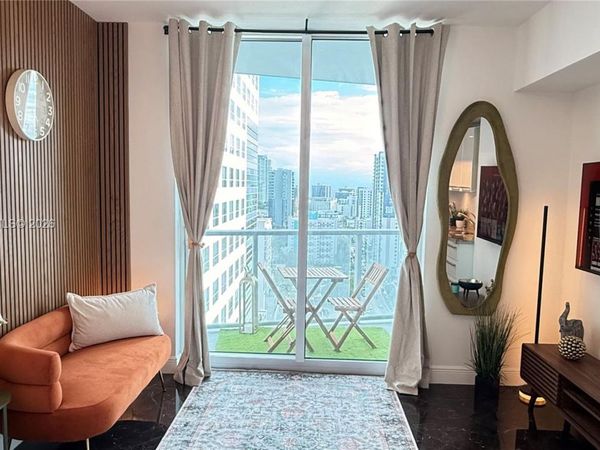 185 SW 7th St , Unit 2206, Miami, FL 33130