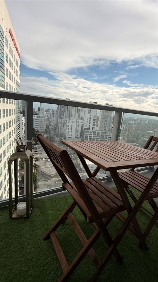 185 SW 7th St , Unit 2206, Miami, FL 33130 Photo