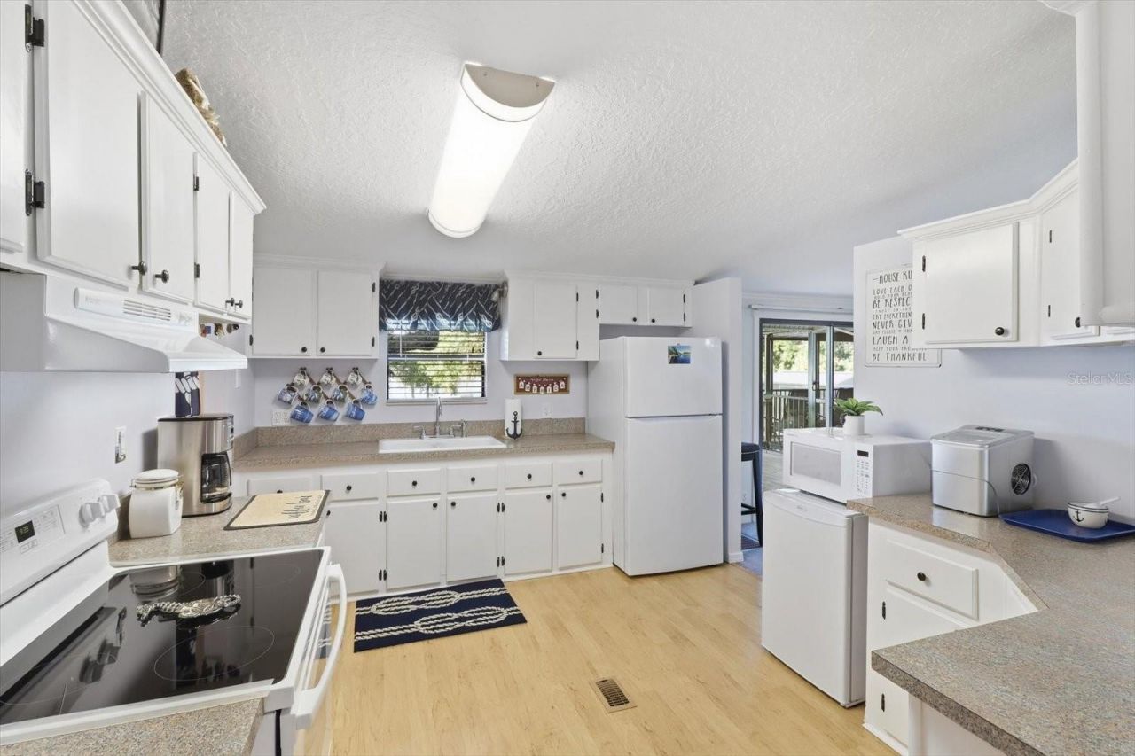 145 & 143 Faye Street, Hawthorne, FL 32640 Photo